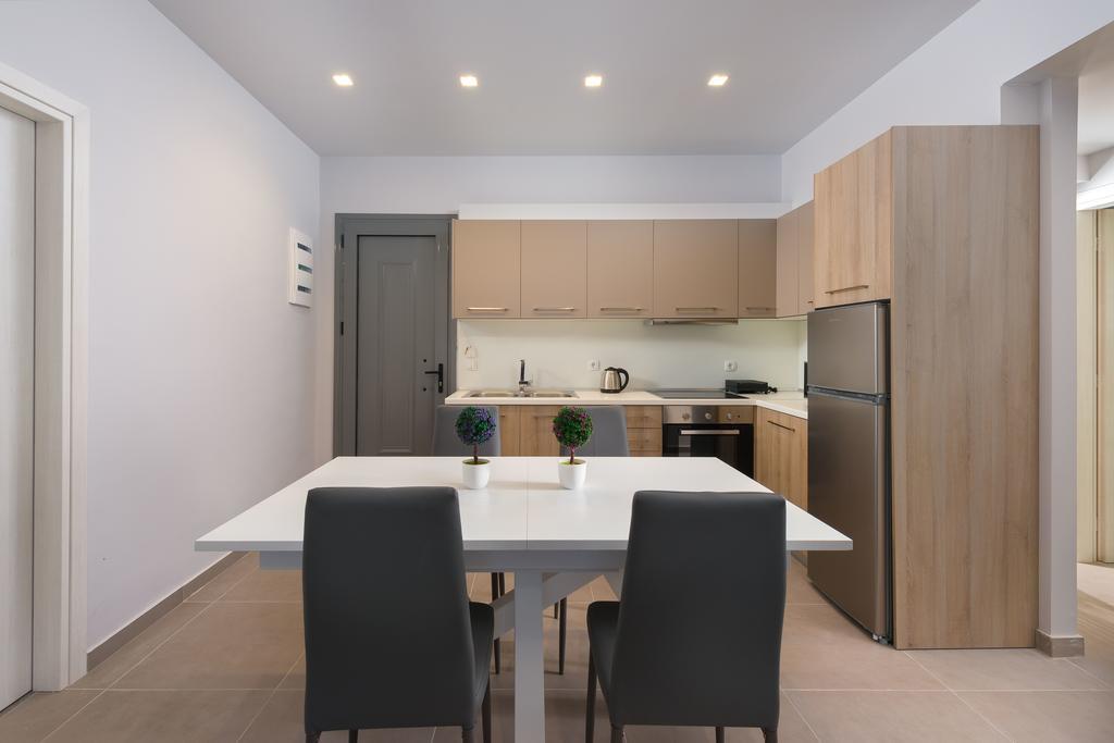 Lardos Luxury Apartments ภายนอก รูปภาพ